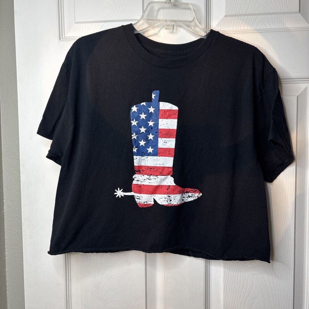 Pie in the Sky Women’s Large Black USA Flag Cowboy Boot Graphic Tee